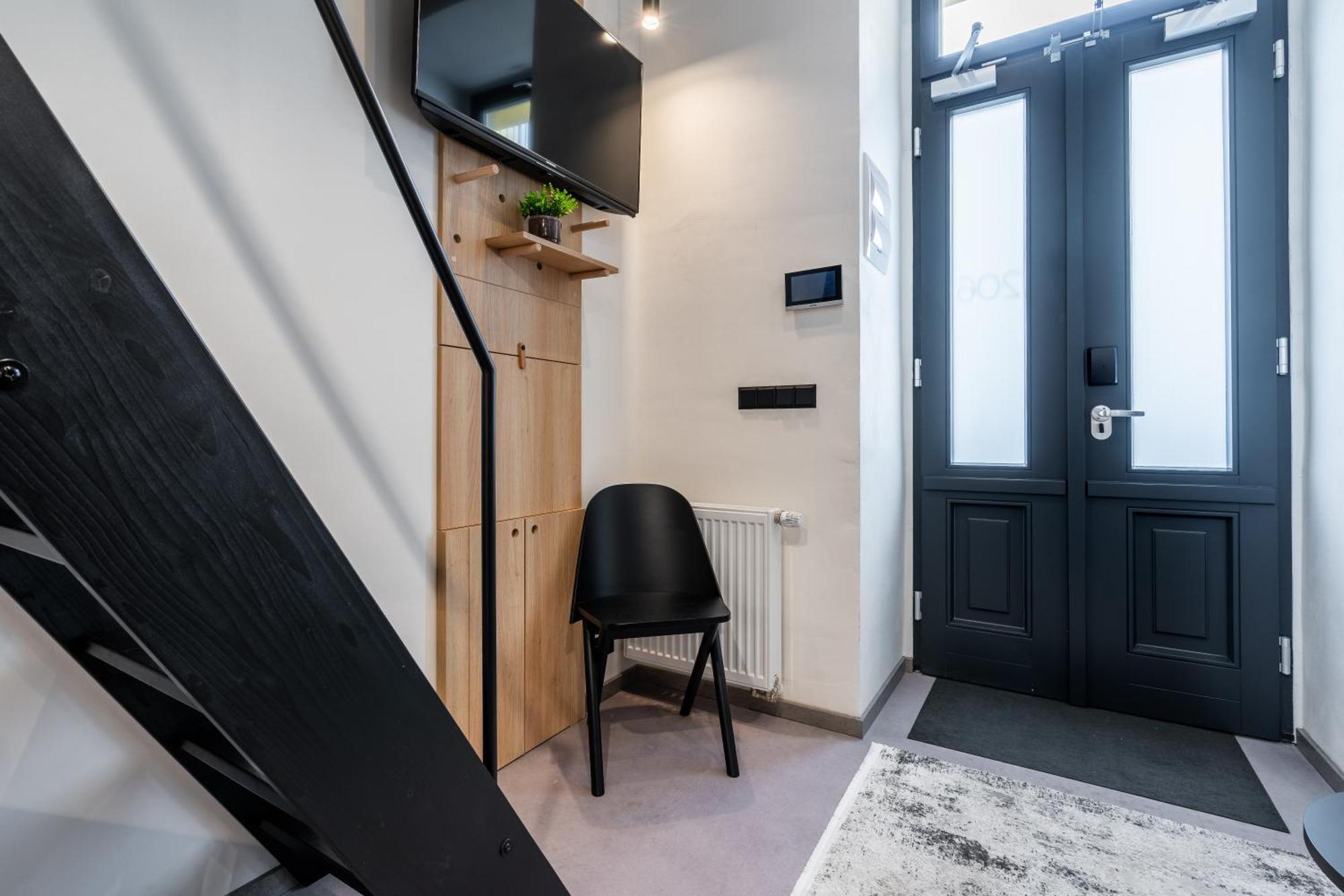 Honest Karlin Aparthotel Prague Room photo